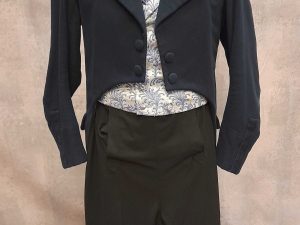 Example Men's Regency Costume