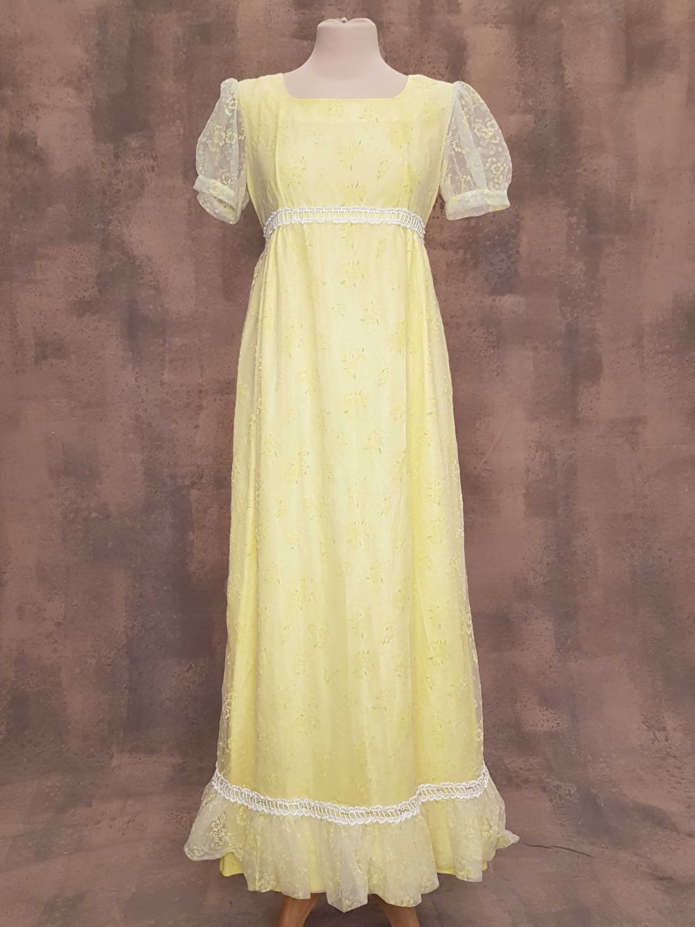 Regency Gown - RGW 120