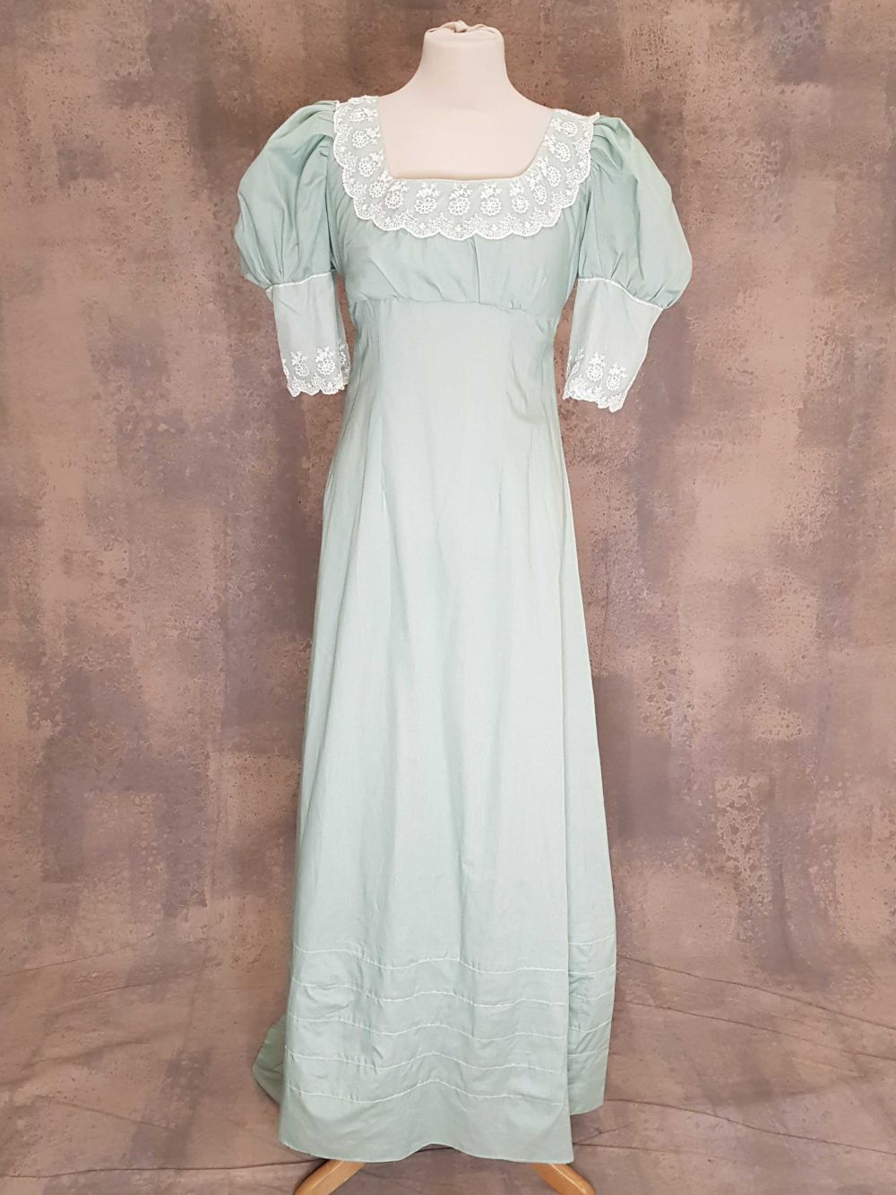 Regency Gown - RGW 201