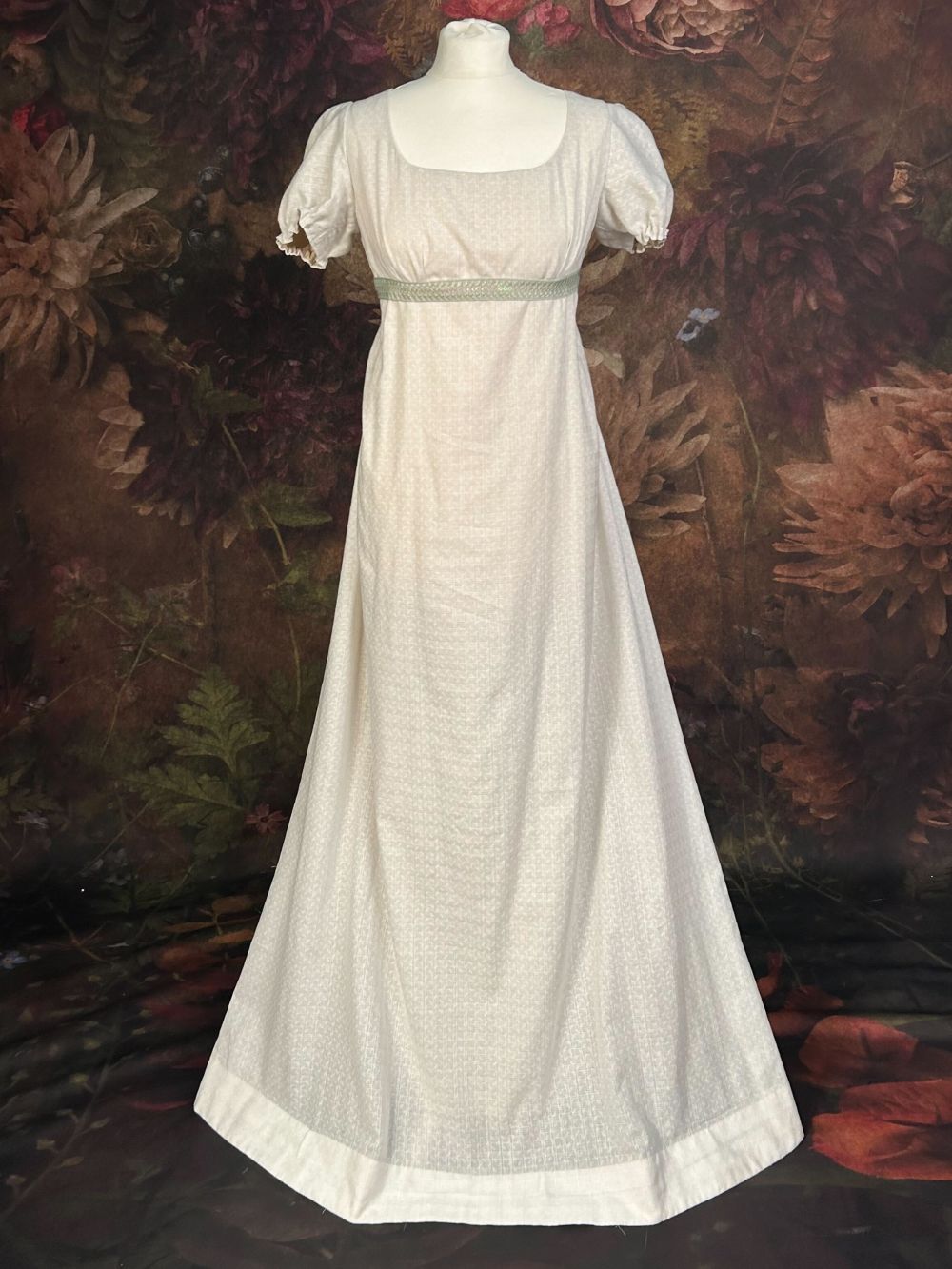 Regency Gown - RGW 125